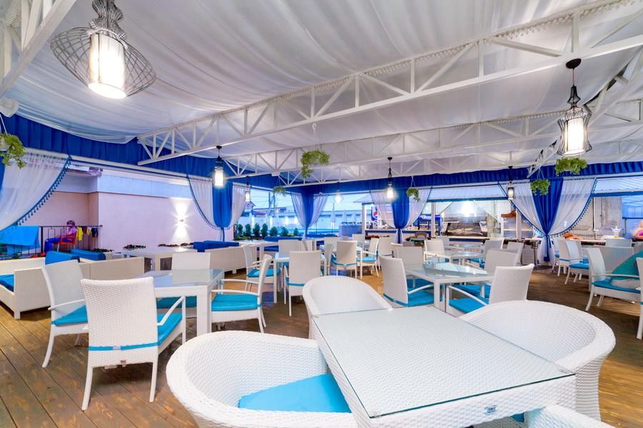 زاتوكا Hotel Grand More المظهر الخارجي الصورة