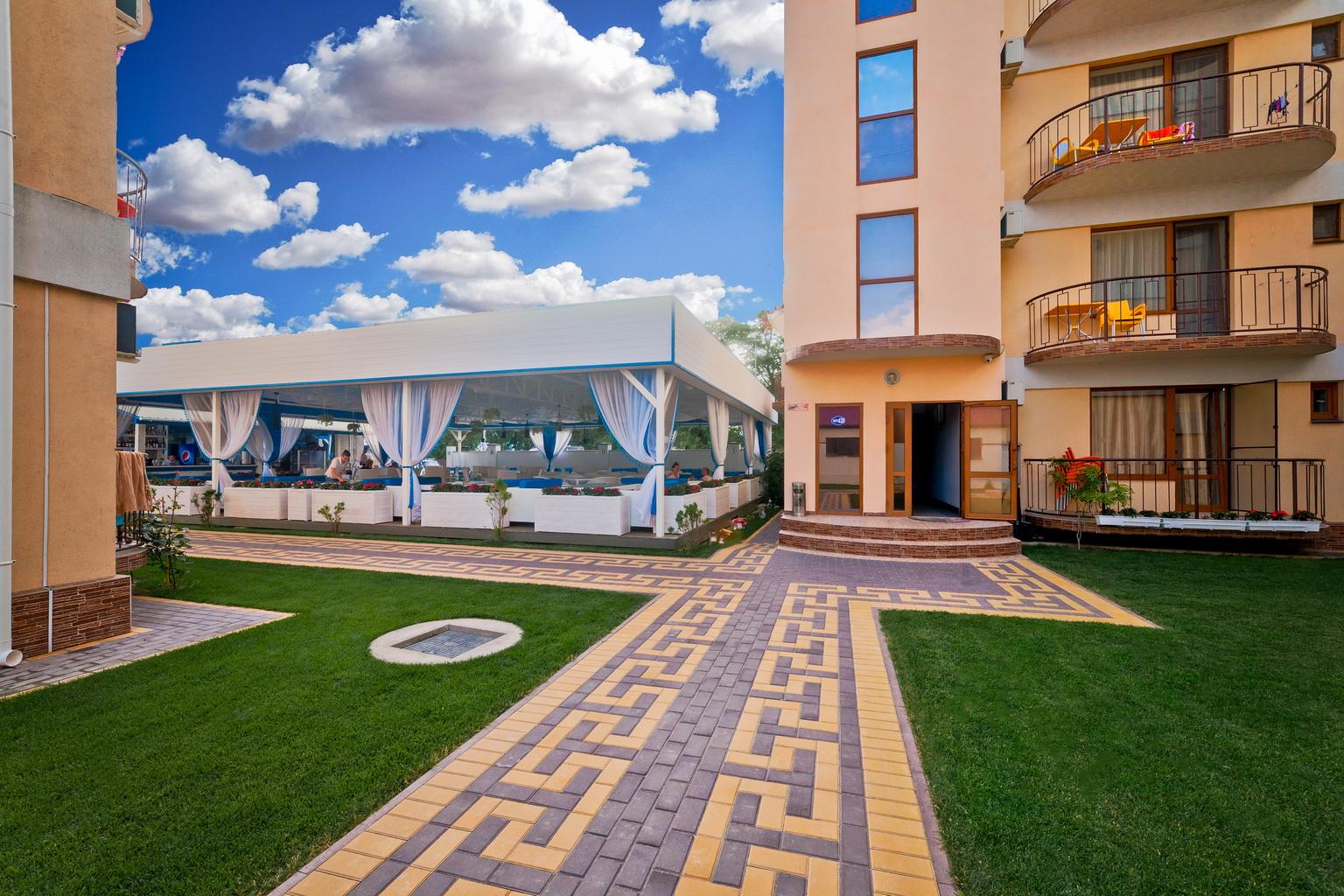 زاتوكا Hotel Grand More المظهر الخارجي الصورة