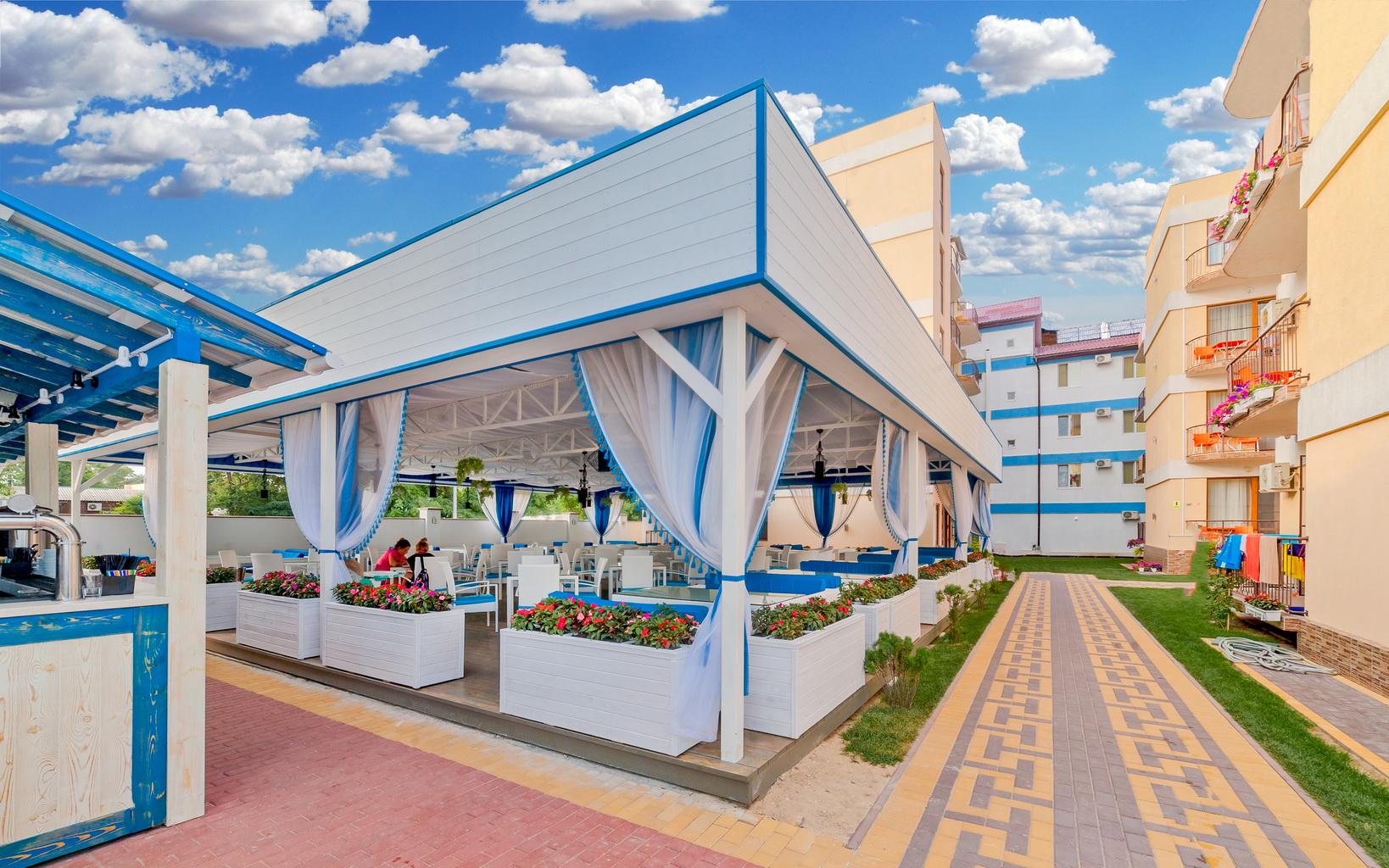 زاتوكا Hotel Grand More المظهر الخارجي الصورة
